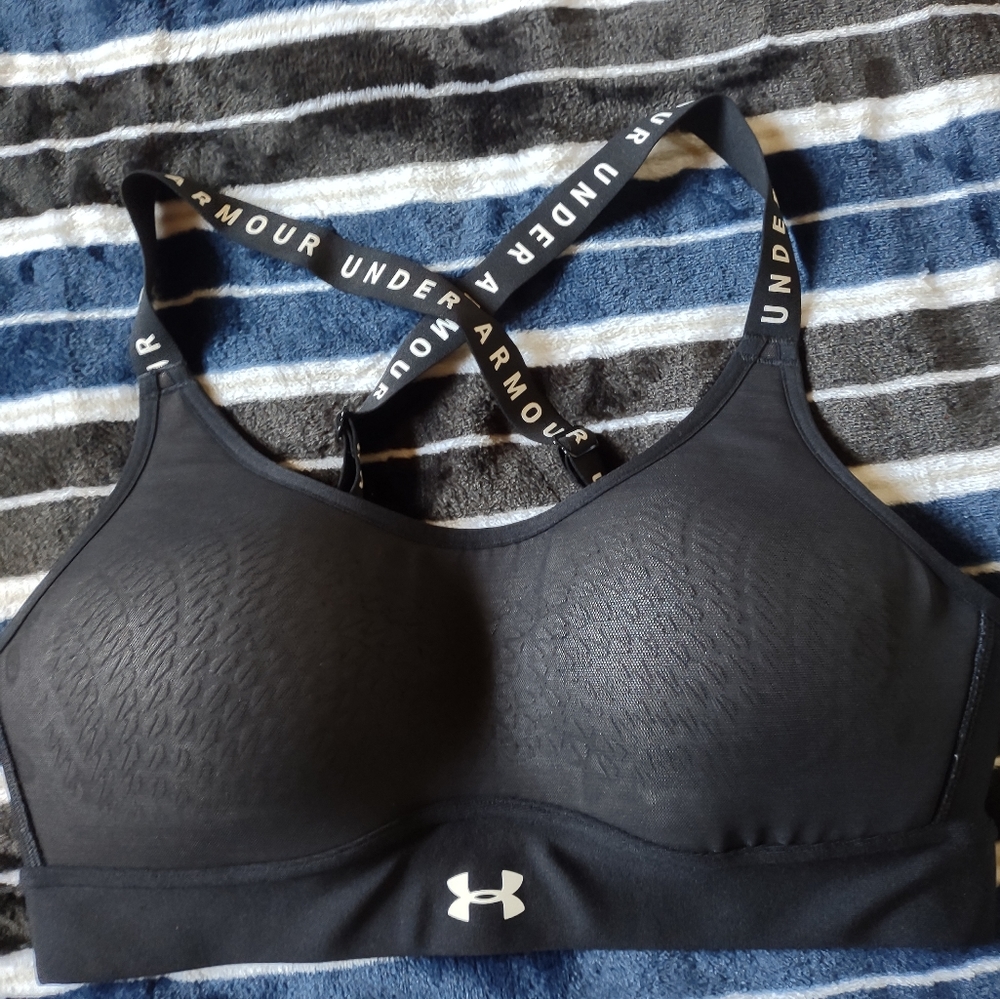 Under Armour Bra size small